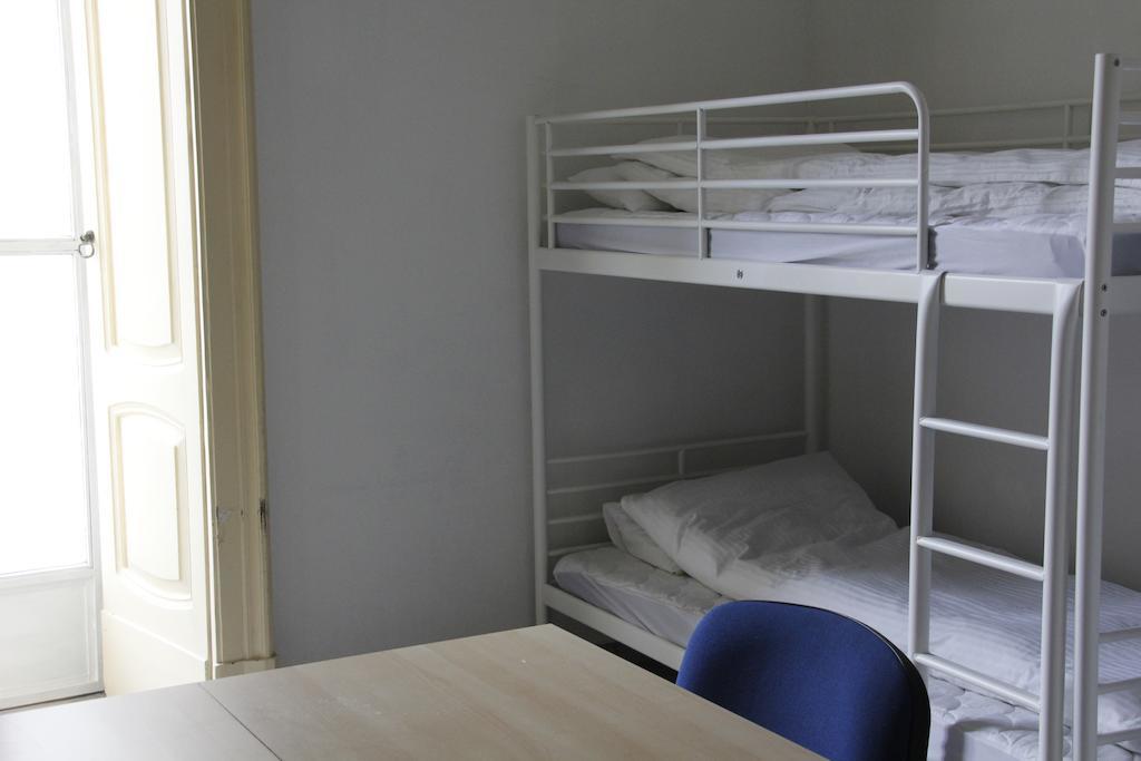Youthhome B&B Neapol Pokój zdjęcie