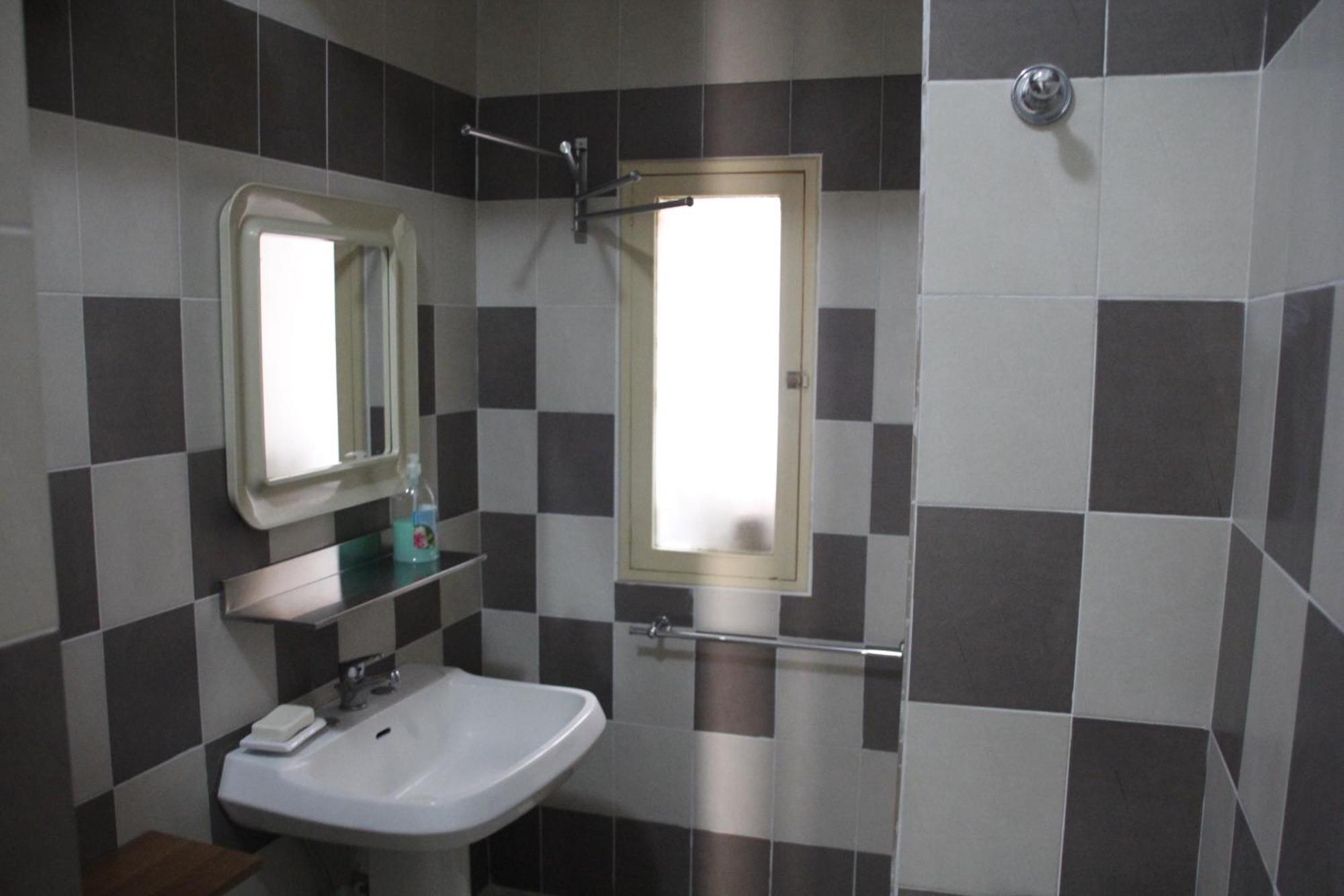 Youthhome B&B Neapol Zewnętrze zdjęcie